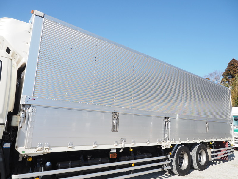 いすゞ ギガ 冷凍ウイング 大型 QKG-CYL77A 年式 H26[写真11]