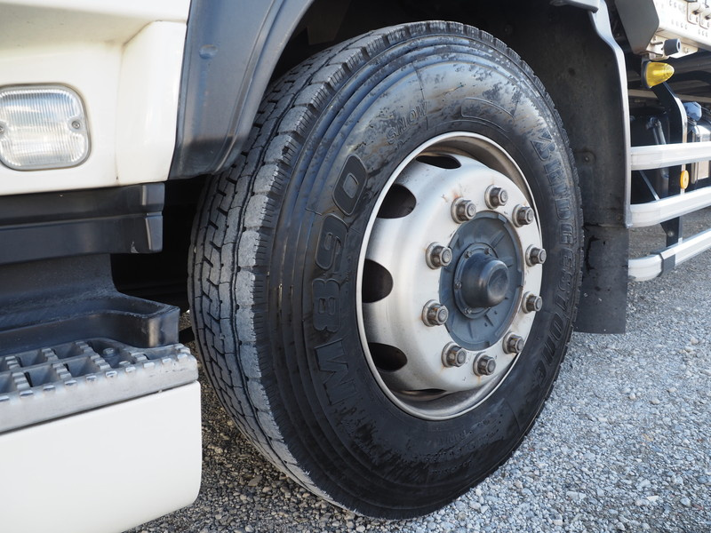 いすゞ ギガ 冷凍ウイング 大型 QKG-CYL77A 年式 H26[写真42]