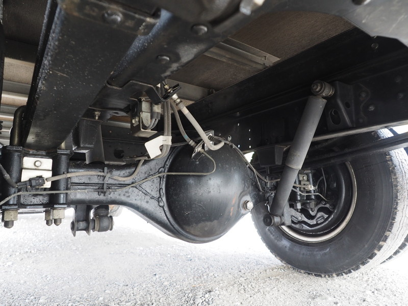 いすゞ エルフ バン車 小型 SKG-NPR85AN 年式 H23[写真27]