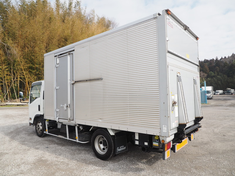 いすゞ エルフ バン車 小型 BDG-NPR85AN 年式 H21[写真06]