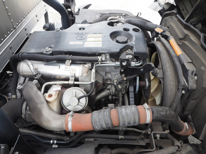 いすゞ エルフ バン車 小型 BDG-NPR85AN 年式 H21[写真28]