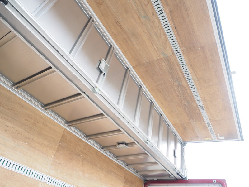 いすゞ フォワード ウイング車 中型 TKG-FRR90S2 年式 H27[写真18]