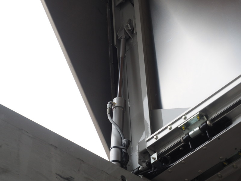 いすゞ フォワード ウイング車 中型 TKG-FRR90S2 年式 H27[写真14]