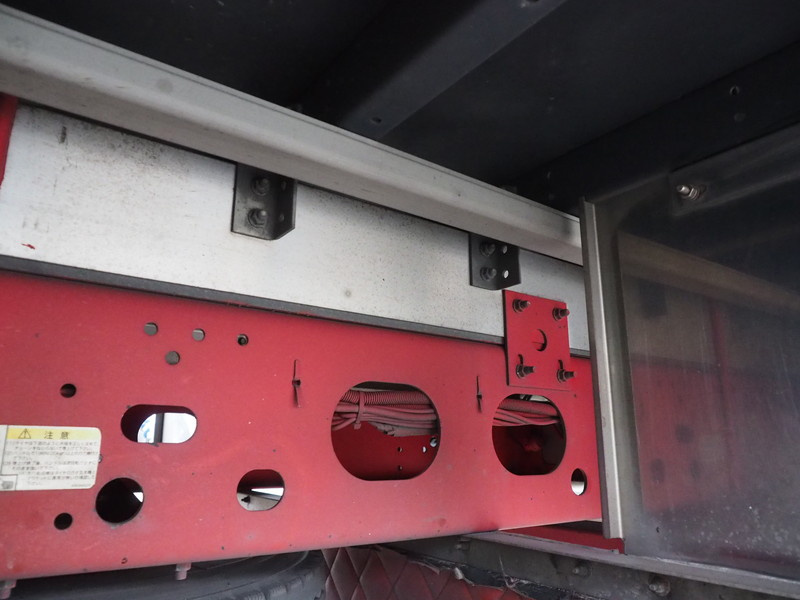 いすゞ フォワード ウイング車 中型 TKG-FRR90S2 年式 H27[写真37]