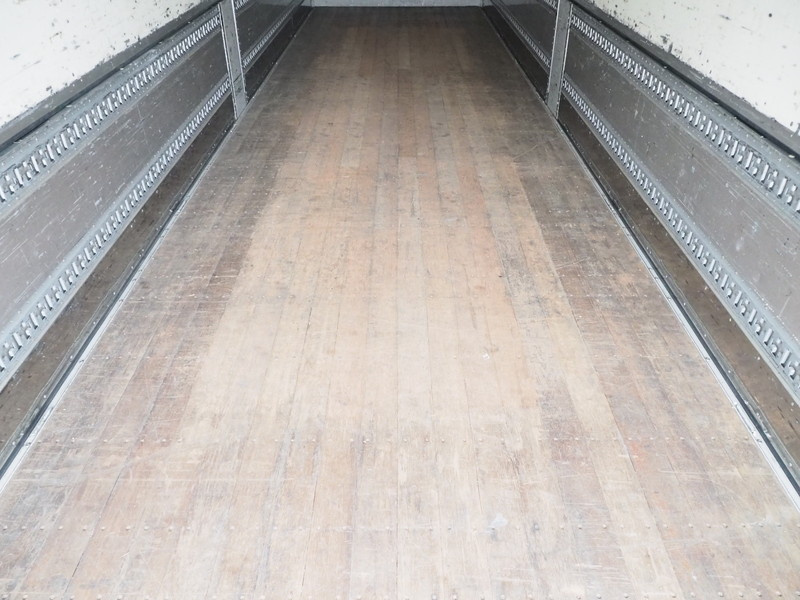 三菱ふそう スーパーグレート ウイング車 大型 BDG-FS55JZ 年式 H19[写真22]