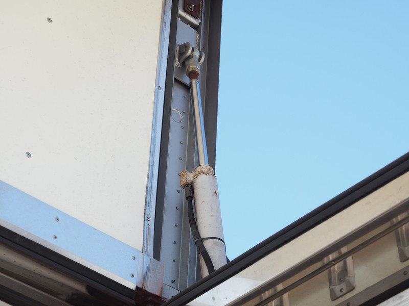 日野 レンジャープロ 冷凍ウイング 中増t KS-FE8JMFA 年式 H17[写真15]