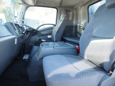 いすゞ フォワード ウイング車 中型 TKG-FRR90T2 年式 H27 [写真37]