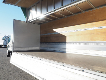 いすゞ フォワード ウイング車 中型 TKG-FRR90T2 年式 H27 [写真15]