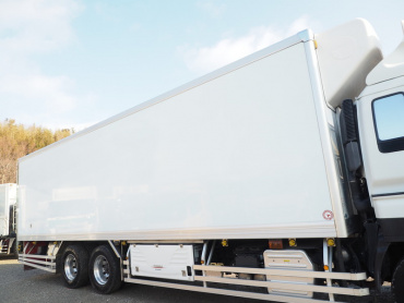 いすゞ ギガ 冷凍バン 大型 QKG-CYL77A 年式 H26 [写真07]