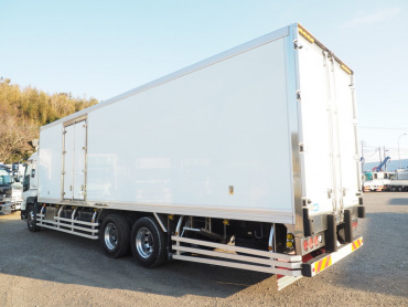 いすゞ ギガ 冷凍バン 大型 QKG-CYL77A 年式 H26 [写真06]