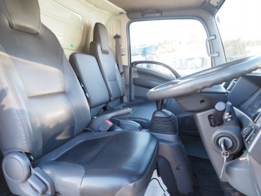 いすゞ エルフ バン車 小型 BKG-NPR85AN 年式 H21 [写真22]