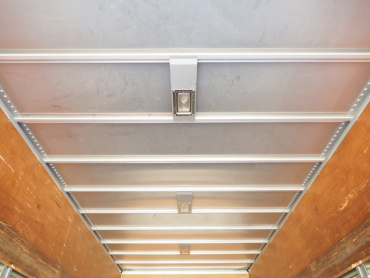 いすゞ エルフ バン車 小型 BKG-NPR85AN 年式 H21 [写真11]