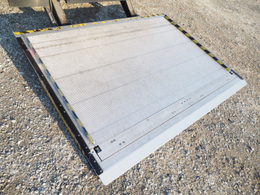 いすゞ エルフ バン車 小型 BKG-NPR85AN 年式 H21 [写真18]