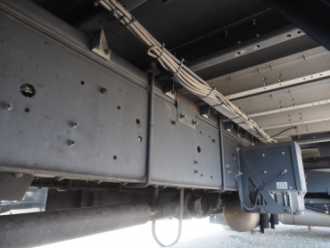 いすゞ ギガ 冷凍ウイング 大型 QKG-CYL77A 年式 H26 [写真40]