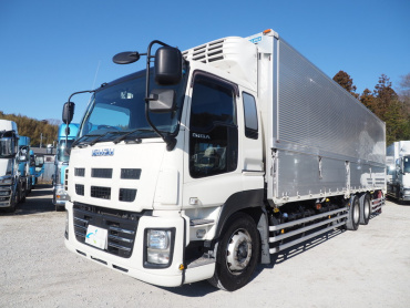 いすゞ ギガ 冷凍ウイング 大型 QKG-CYL77A 年式 H26 [写真01]