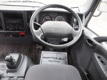 いすゞ エルフ バン車 小型 SKG-NPR85AN 年式 H23 [写真20]