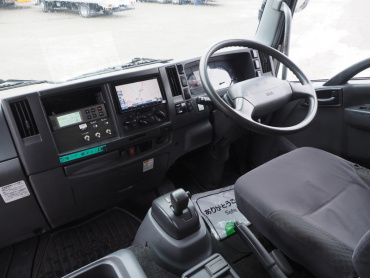 いすゞ フォワード 冷凍バン 中型 TKG-FRR90T2 年式 H25 [写真23]