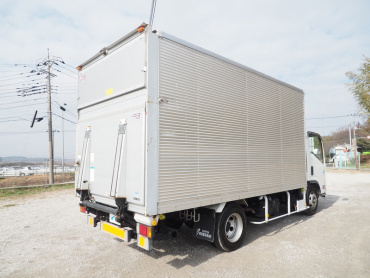 いすゞ エルフ バン車 小型 BDG-NPR85AN 年式 H21 [写真04]