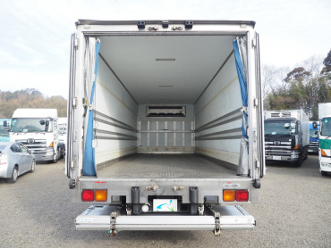 いすゞ フォワード 冷凍バン 中型 TKG-FRR90T2 年式 H25 [写真09]