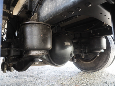 いすゞ フォワード 冷凍バン 中型 TKG-FRR90T2 年式 H25 [写真28]