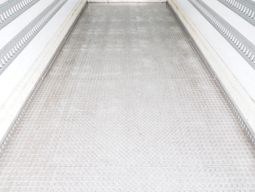 いすゞ フォワード 冷凍バン 中型 TKG-FRR90T2 年式 H25 [写真11]