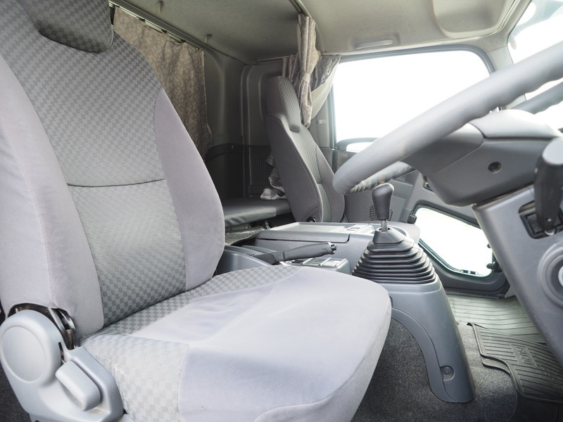 いすゞ フォワード ウイング車 中型 TKG-FRR90T2 年式 H24[写真29]