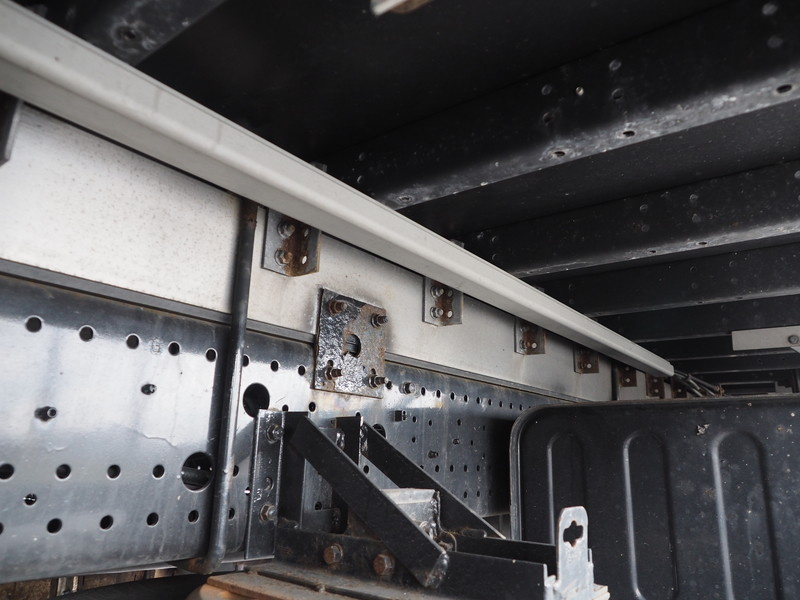 いすゞ フォワード ウイング車 中型 TKG-FRR90T2 年式 H24[写真38]