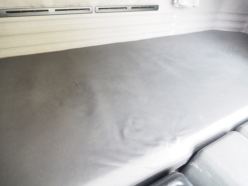 いすゞ ギガ ウイング車 大型 QKG-CYJ77A 年式 H26[写真26]