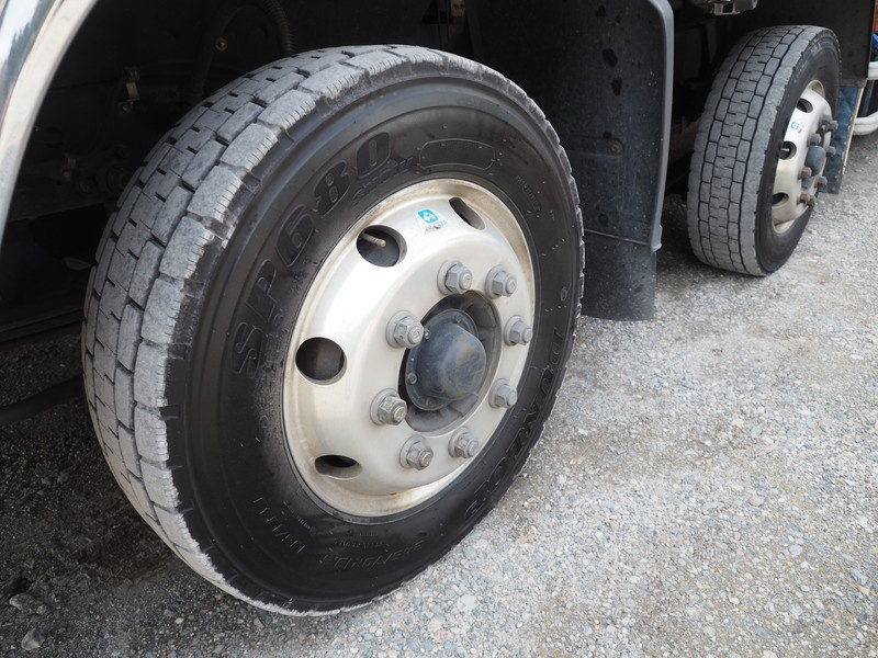 いすゞ ギガ ウイング車 大型 QKG-CYJ77A 年式 H26[写真33]