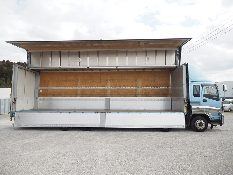 いすゞ ギガ ウイング車 大型 QKG-CYJ77A 年式 H26[写真06]