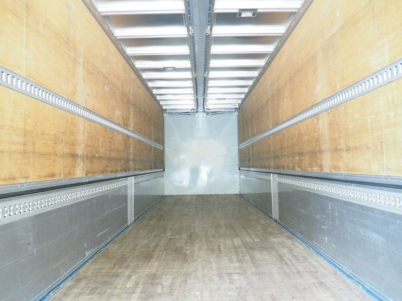 いすゞ ギガ ウイング車 大型 QKG-CYJ77A 年式 H26[写真17]