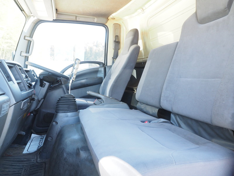 いすゞ エルフ ウイング車 小型 BKG-NPR85AN 年式 H23[写真28]