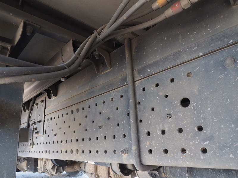 いすゞ エルフ ウイング車 小型 BKG-NPR85AN 年式 H23[写真30]