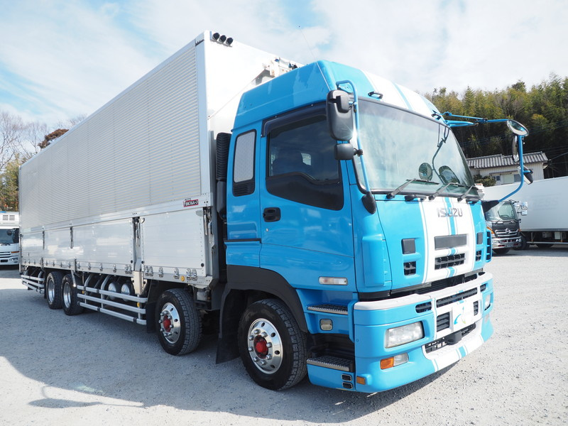 いすゞ ギガ ウイング車 大型 PKG-CYJ77W8A 年式 H19[写真04]