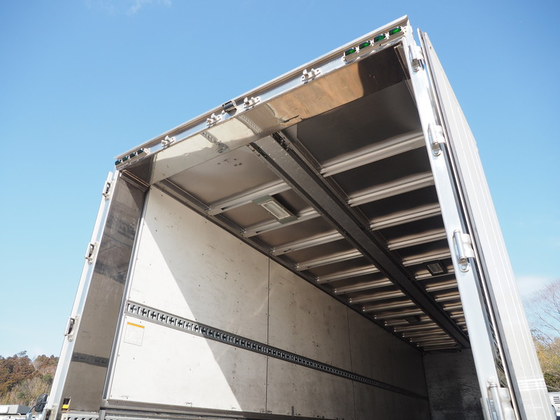 いすゞ ギガ ウイング車 大型 PKG-CYJ77W8A 年式 H19[写真08]