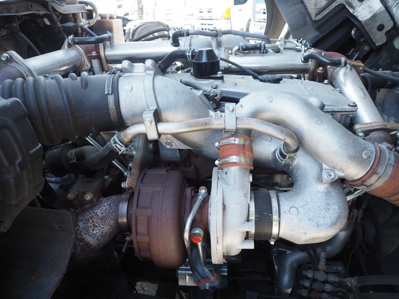 いすゞ ギガ ウイング車 大型 PKG-CYJ77W8A 年式 H19[写真46]