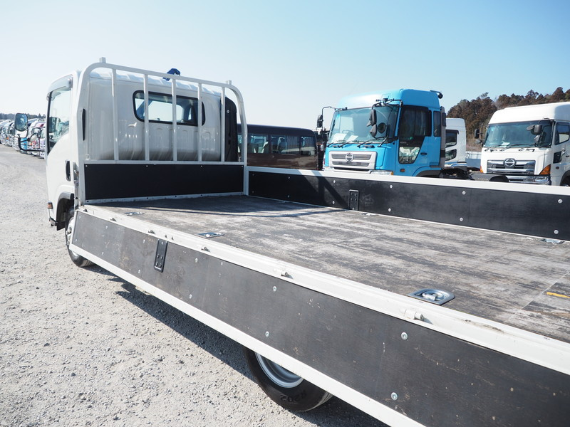 いすゞ エルフ 平ボディ 小型 TRG-NPR85AR 年式 H29[写真12]