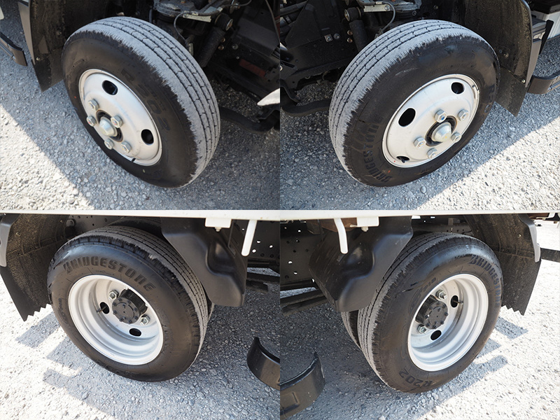 いすゞ エルフ 平ボディ 小型 TRG-NPR85AR 年式 H29[写真31]