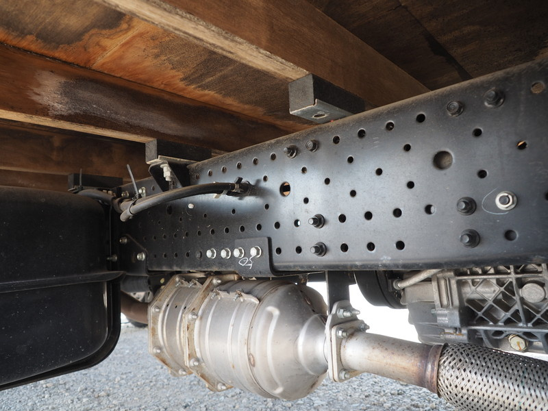 いすゞ エルフ 平ボディ 小型 TRG-NPR85AR 年式 H29[写真30]