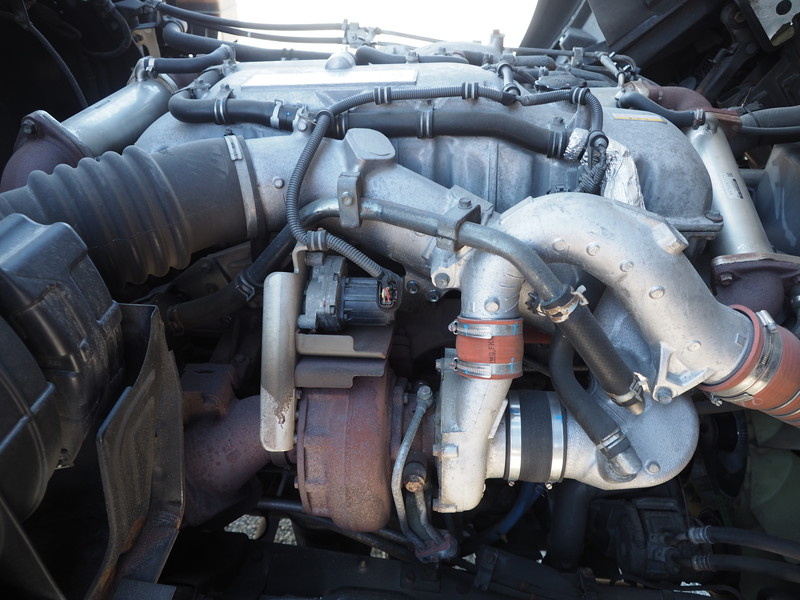 いすゞ ギガ ウイング車 大型 QKG-CYJ77A 年式 H25[写真42]