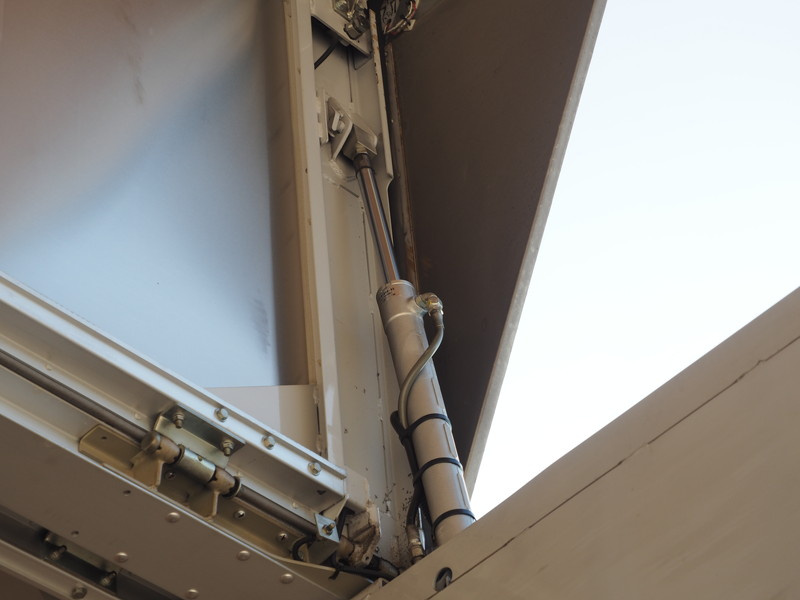 三菱ふそう ファイター ウイング車 中型 PDG-FK64F 年式 H21[写真10]