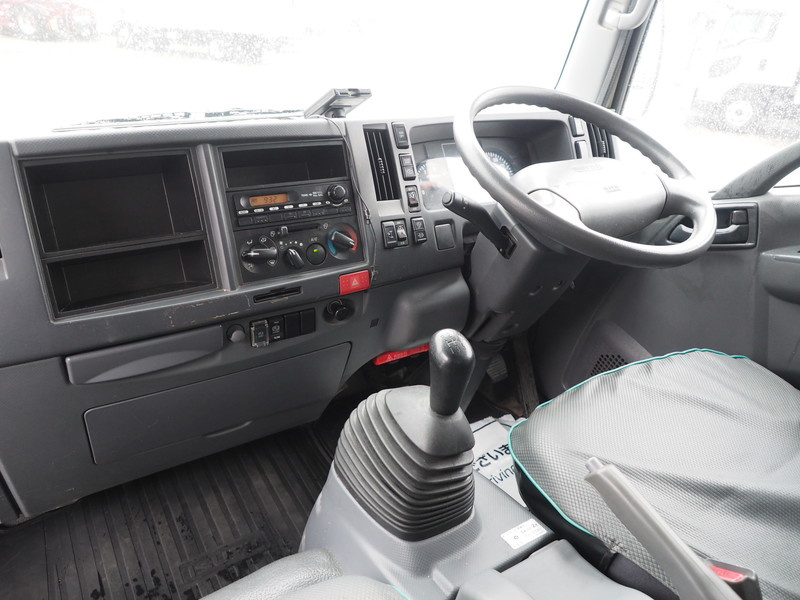 いすゞ エルフ バン車 小型 TKG-NPR85AN 年式 H26[写真20]