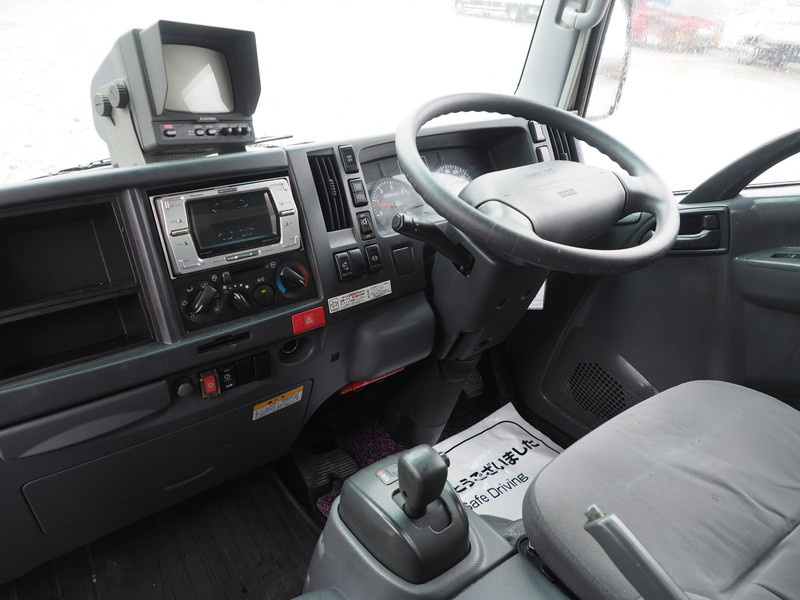 いすゞ エルフ バン車 小型 BKG-NLR85AN 年式 H20[写真18]