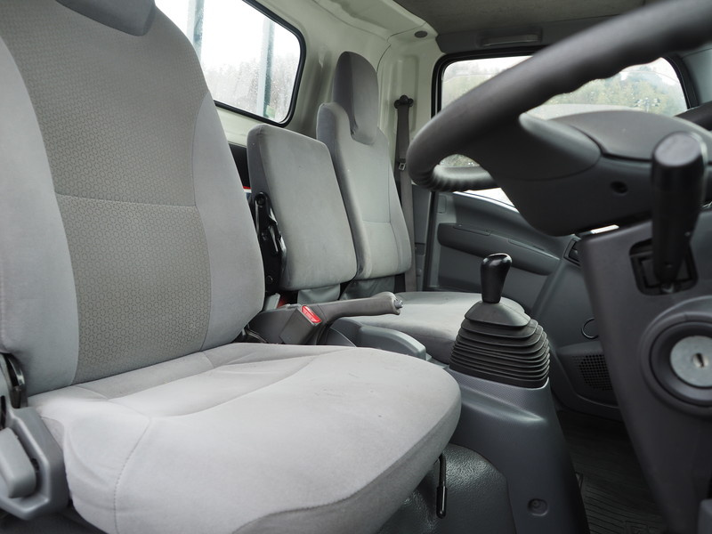 いすゞ エルフ 平ボディ 小型 TRG-NPR85AR 年式 H27[写真21]