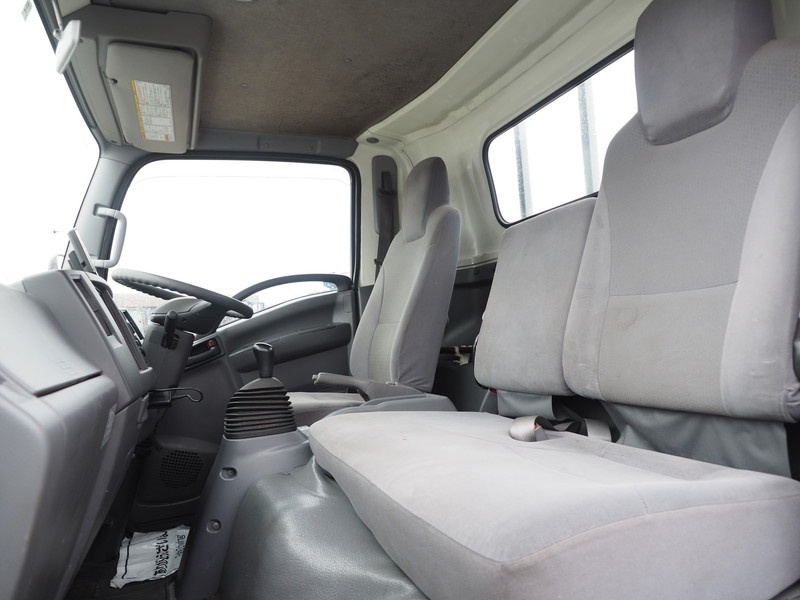 いすゞ エルフ 平ボディ 小型 TRG-NPR85AR 年式 H27[写真24]