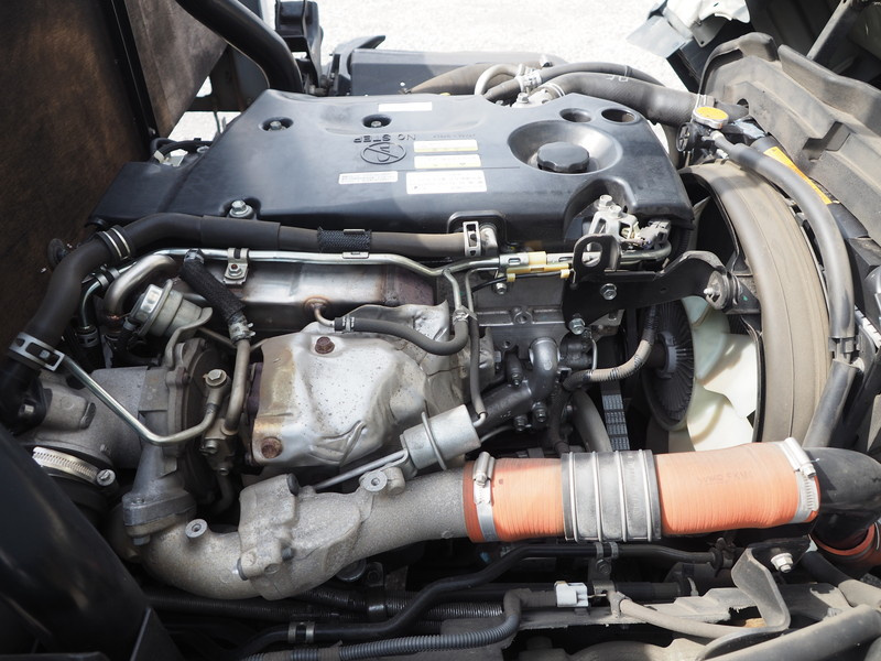 いすゞ エルフ 平ボディ 小型 TRG-NPR85AR 年式 H27[写真30]