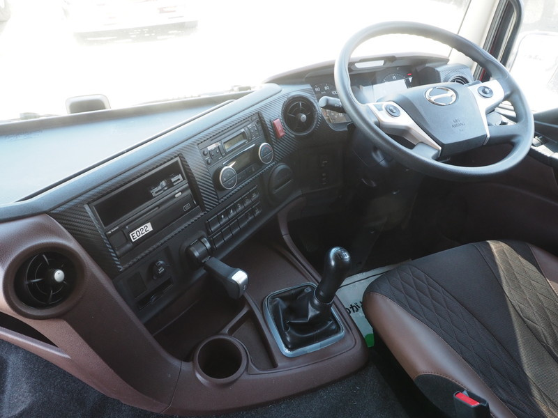 日野 グランドプロフィア ウイング車 大型 2PG-FW1AHG 年式 H30[写真27]