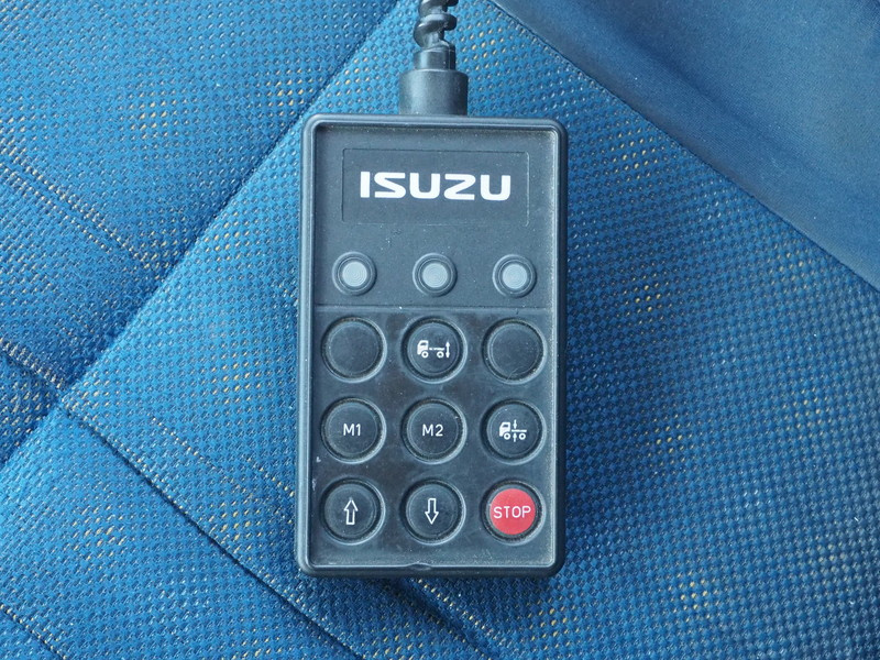 いすゞ ギガ 冷凍ウイング 大型 LKG-CYJ77A 年式 H24[写真30]