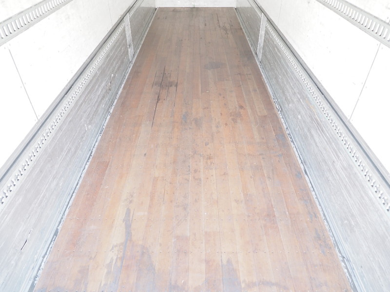 いすゞ ギガ ウイング車 大型 LKG-CYL77A 年式 H23[写真21]