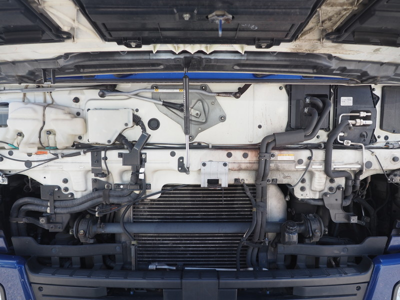 いすゞ ギガ ウイング車 大型 QKG-CYJ77A 年式 H27[写真39]